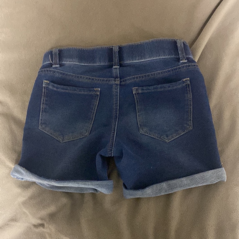 Shorts - Picture 2 of 2